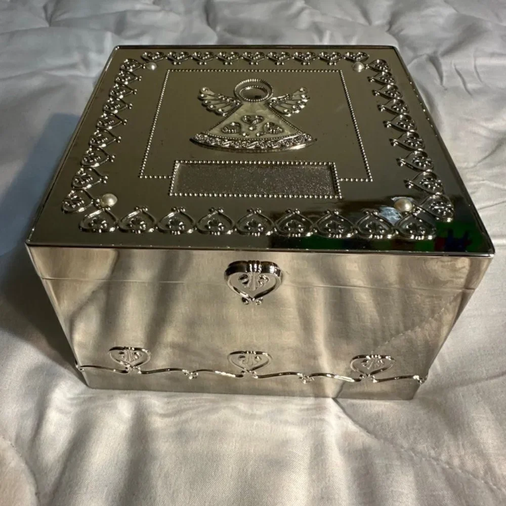 Shiny Jewelry Box